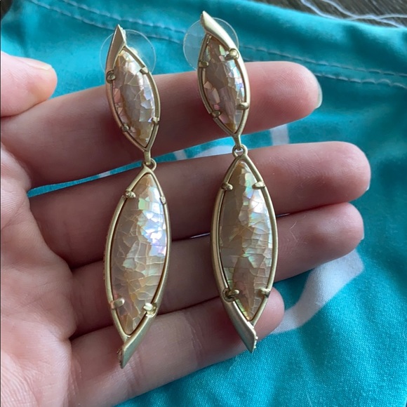 Kendra Scott Earrings - Picture 4 of 4